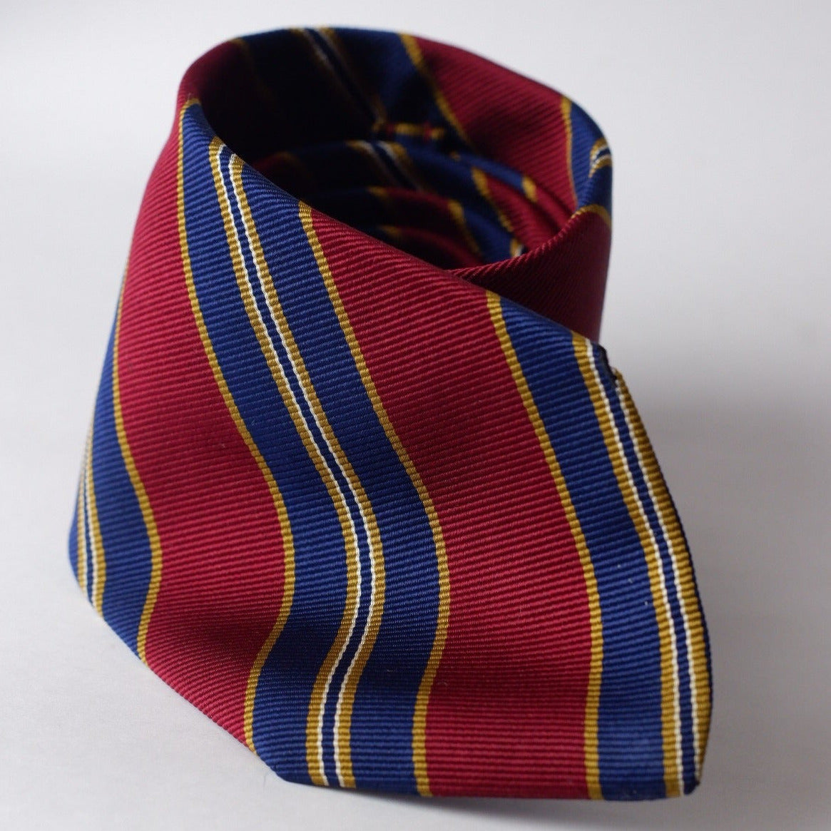 Drake's Red and Navy Repp Necktie