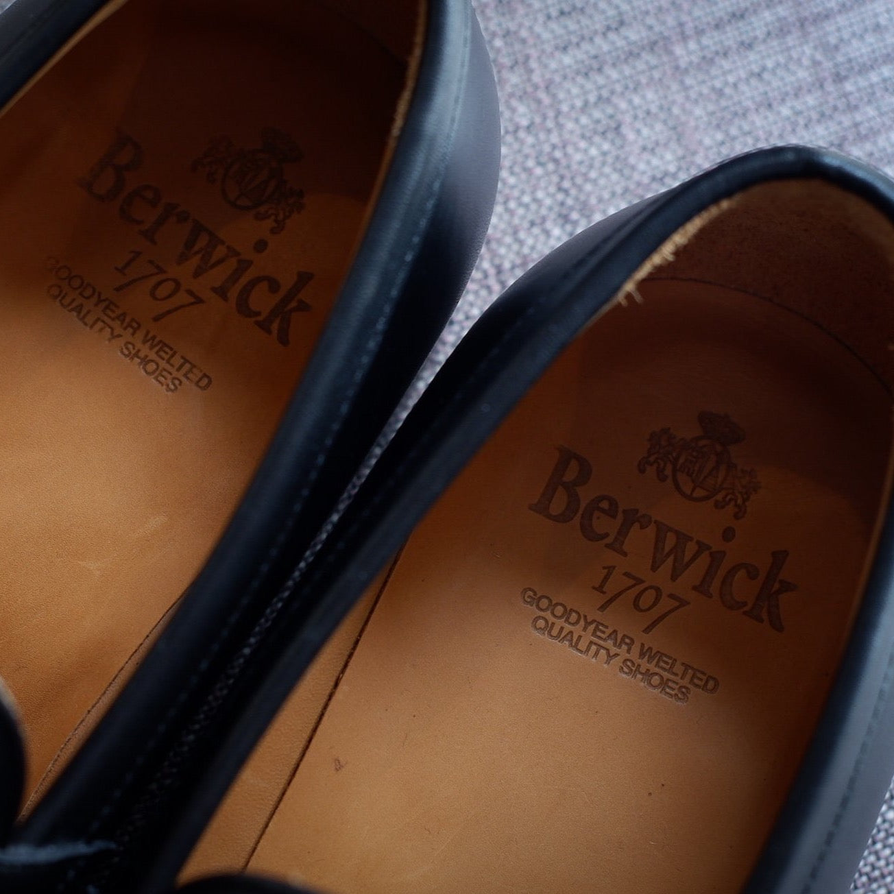 Berwick 1707 Penny Loafer in Black Calf
