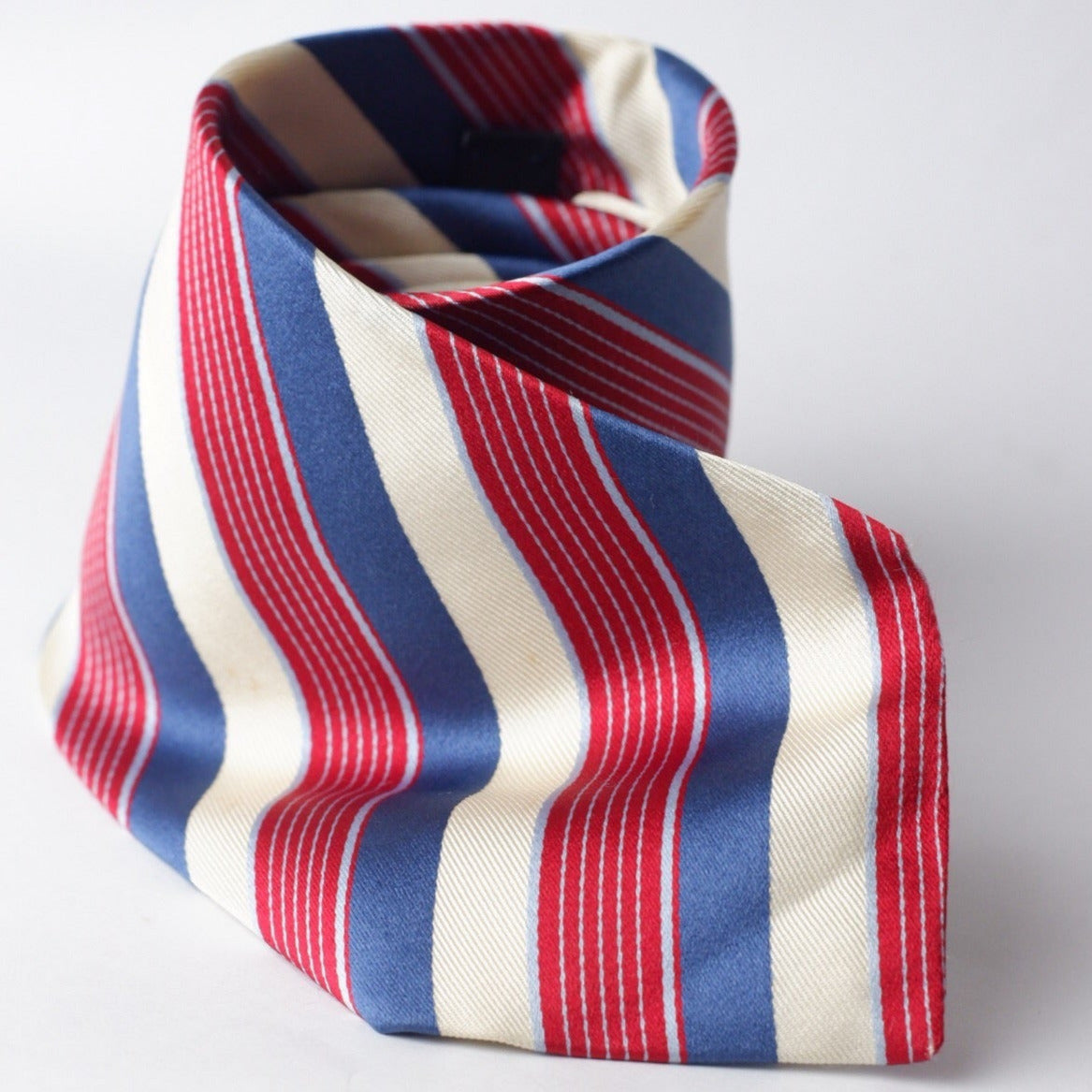 Les Copairs Red, White and Blue Repp Necktie