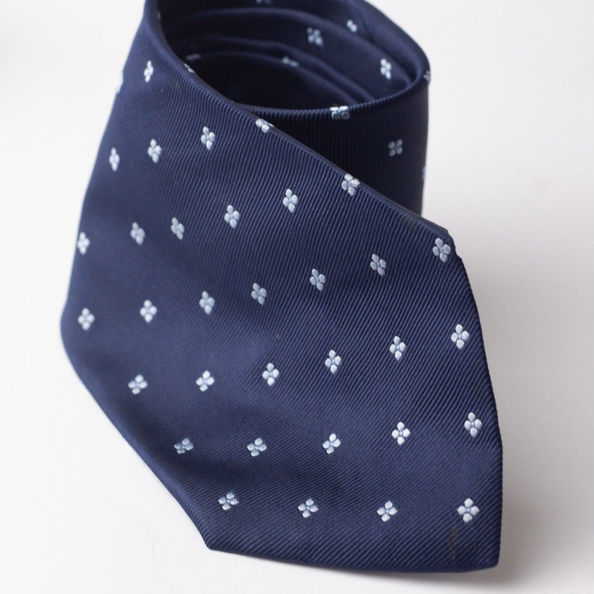 Andrew's Ties Navy with Light Blue Clover Pattern Necktie