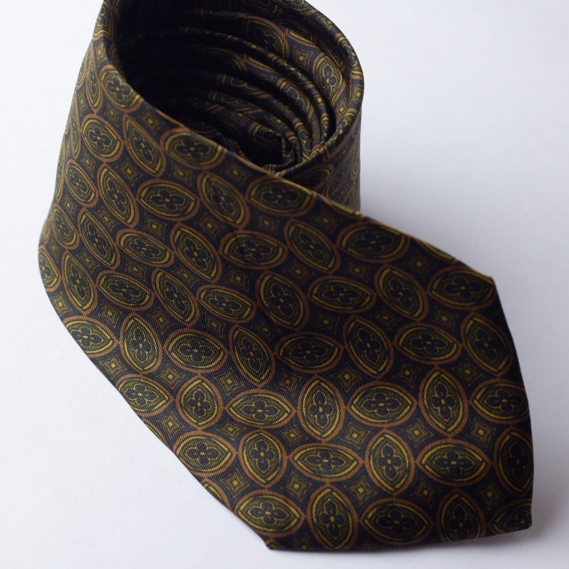 Lanolini Green and Yellow Pattern Necktie