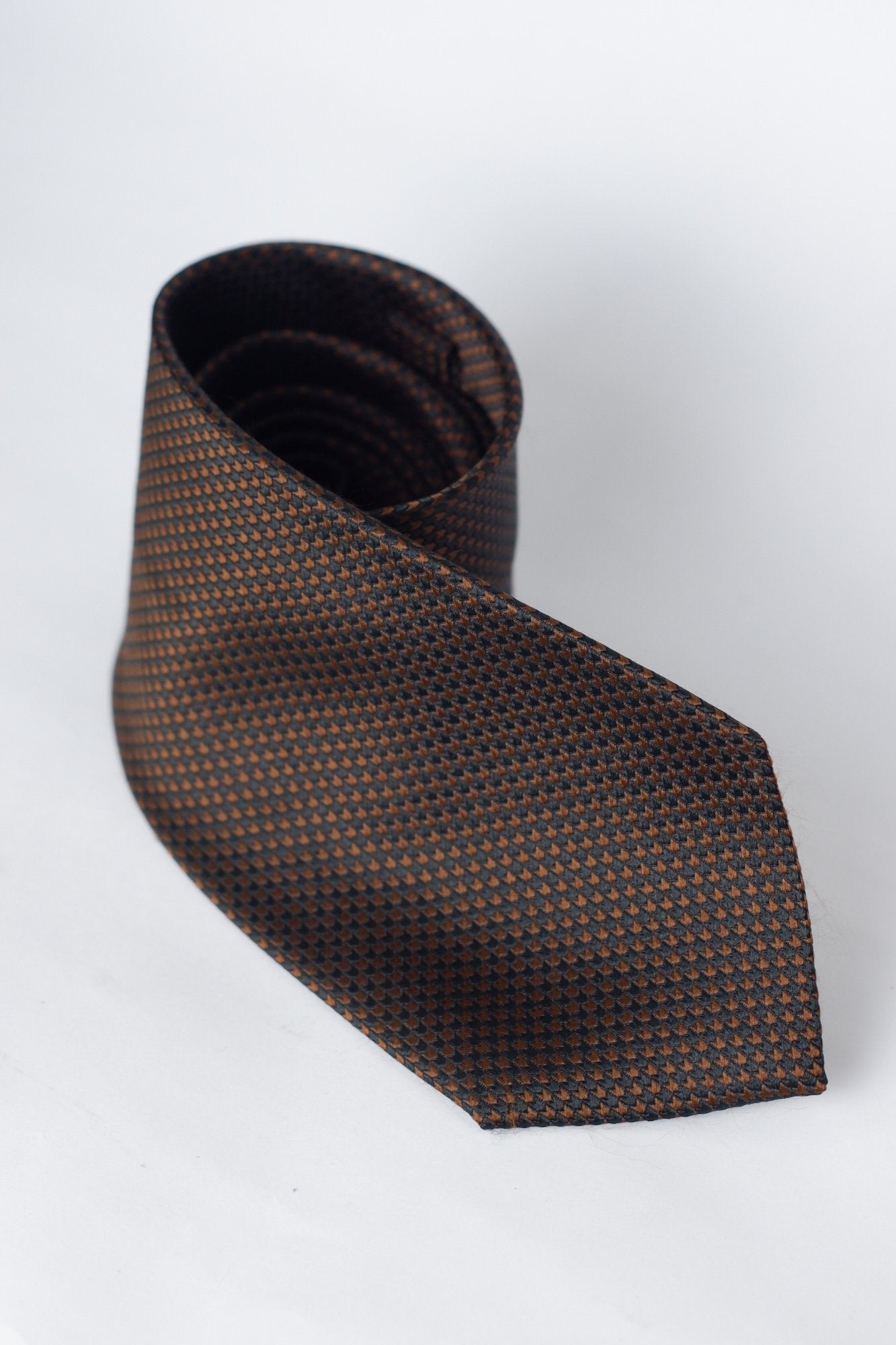 Ermenegildo Zegna Grey Orange Pattern Necktie
