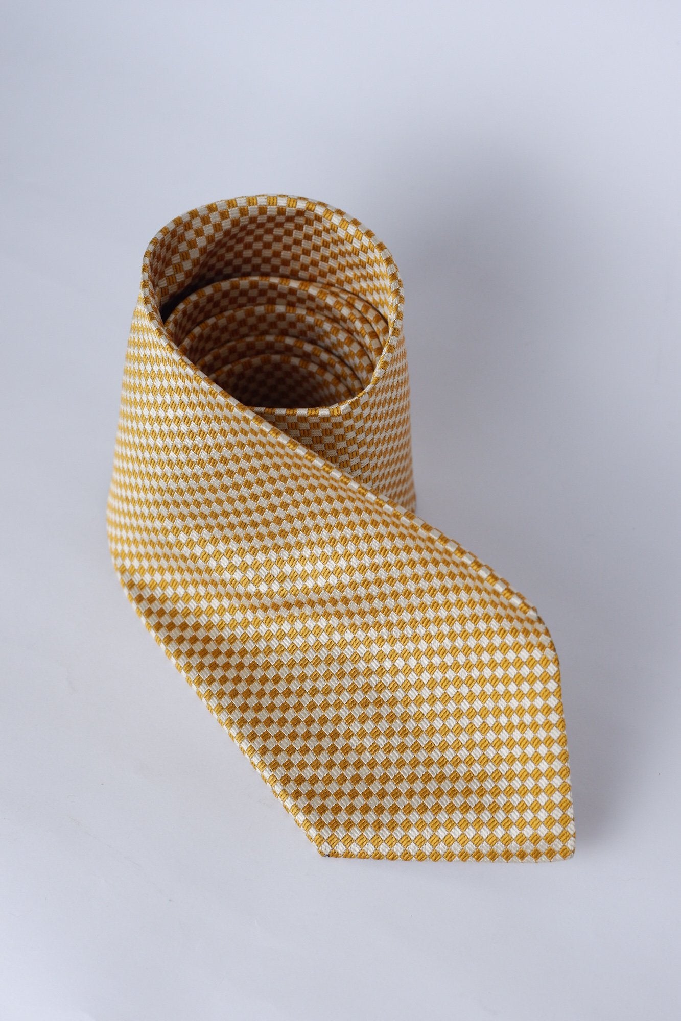 Lanolini Gold Textured Necktie